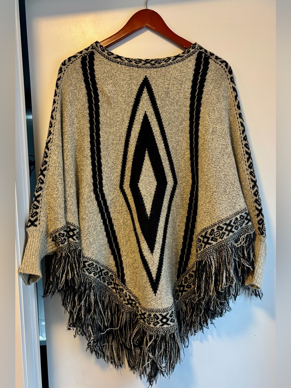 Boho Fringe Geometric Poncho Sweater - Cream/Black